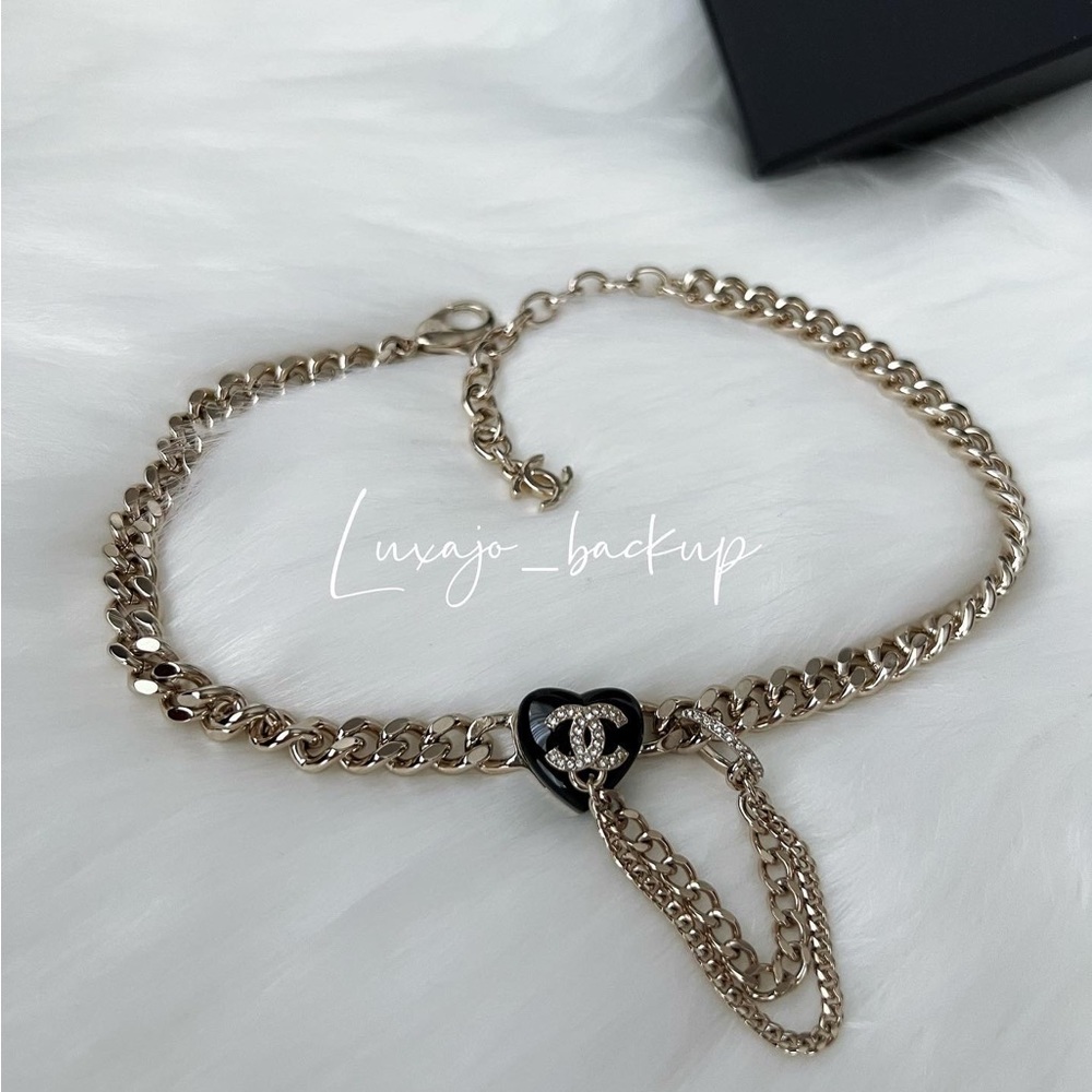 SOLD Chanel chocker